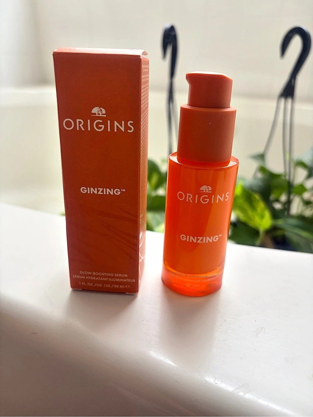 Origins GinZing Into the Glow 3-in-1 Radiant Serum Radiant Serum Vitamin C NIB